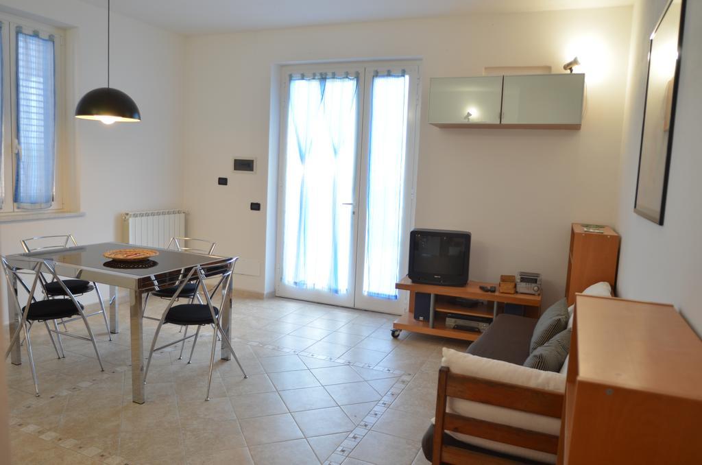 La Perla Del Magra Holidays House مونتيمارتشيلو المظهر الخارجي الصورة